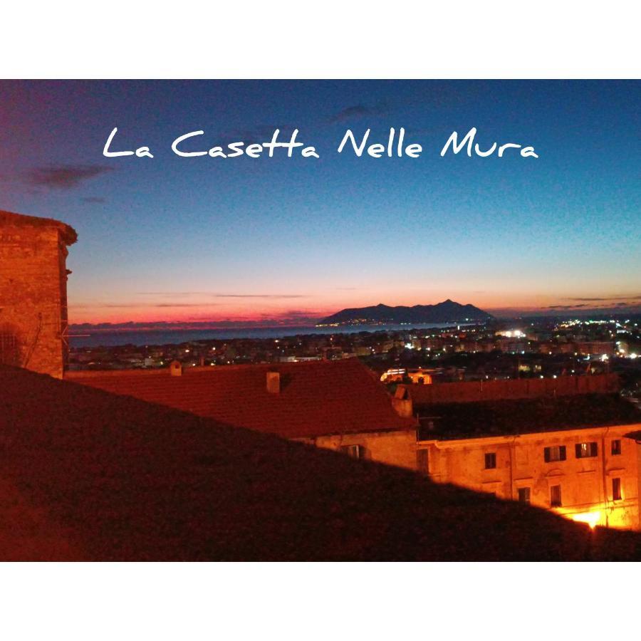 La Casetta Nelle Mura แตร์ราชินา ภายนอก รูปภาพ