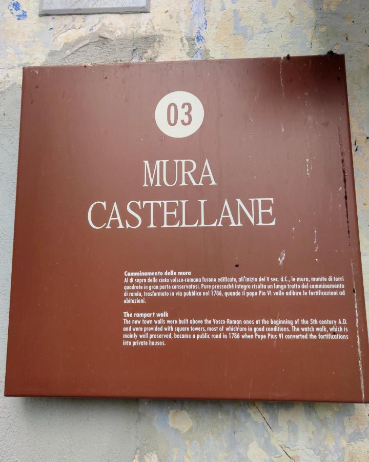 La Casetta Nelle Mura แตร์ราชินา ภายนอก รูปภาพ