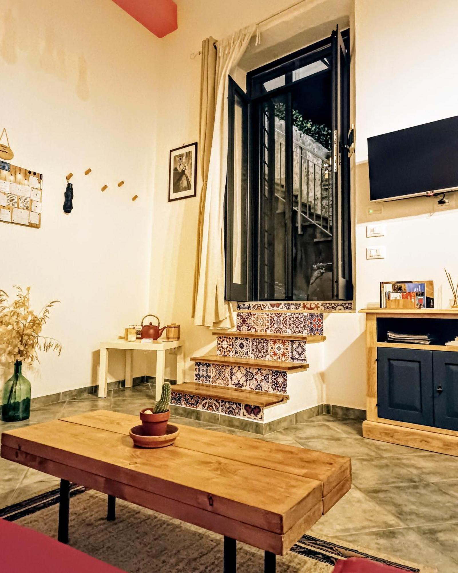 La Casetta Nelle Mura แตร์ราชินา ภายนอก รูปภาพ
